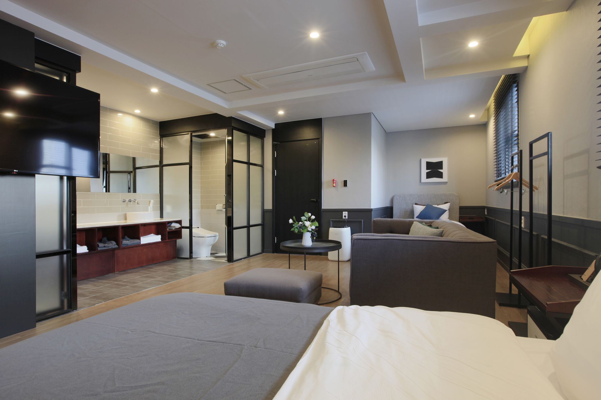 Brown Dot Hotel Yangjeong Busan Eksteriør billede