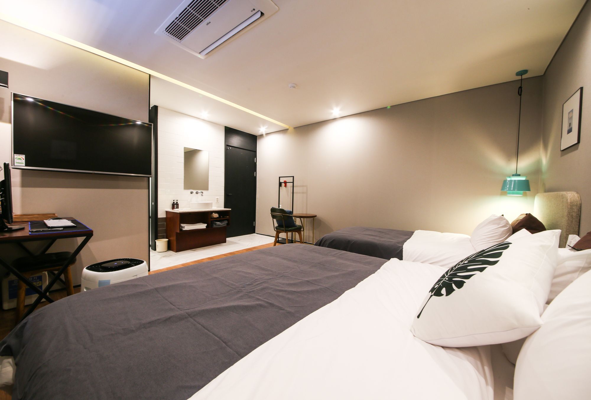 Brown Dot Hotel Yangjeong Busan Eksteriør billede